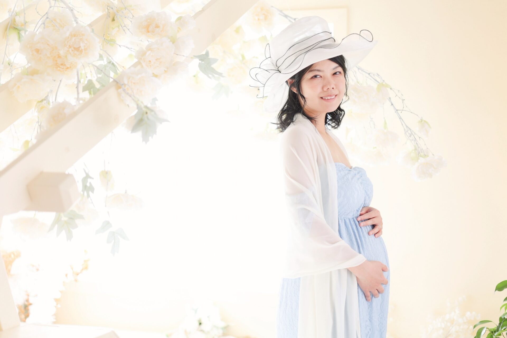 京都のおしゃれなマタニティフォト｜衣装・ヘアセット無料×家族撮影OK